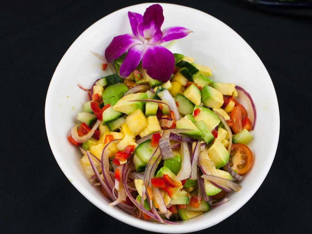 Avocado salad